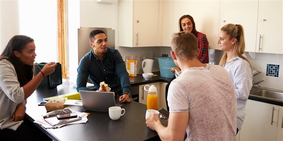 Do you have student tenants? Answer a 5-minute survey for a chance to win £150
